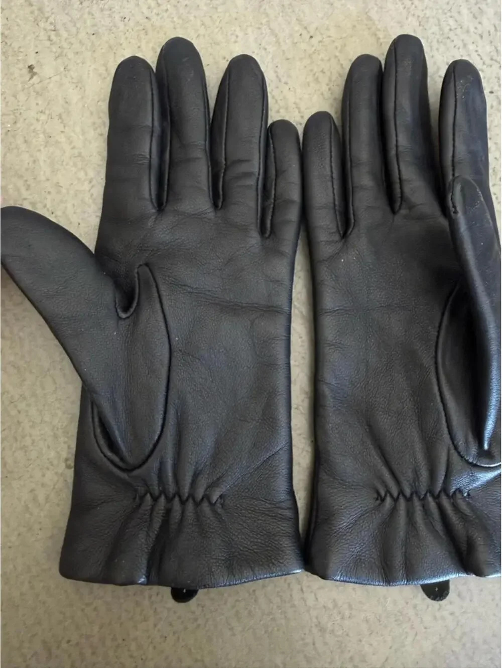 Thinsulate Insulation / Soft Lined Classic Leather Gloves